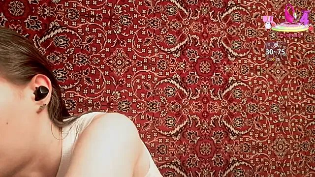 Freechat ivetabloom on StripChat