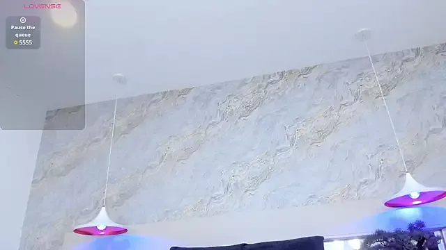 Offline jaidenn_ on StripChat