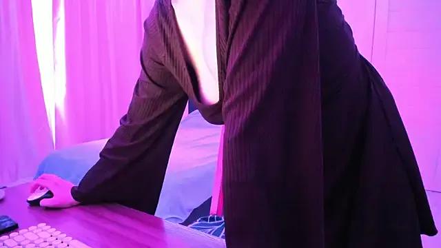 JanetShy on StripChat