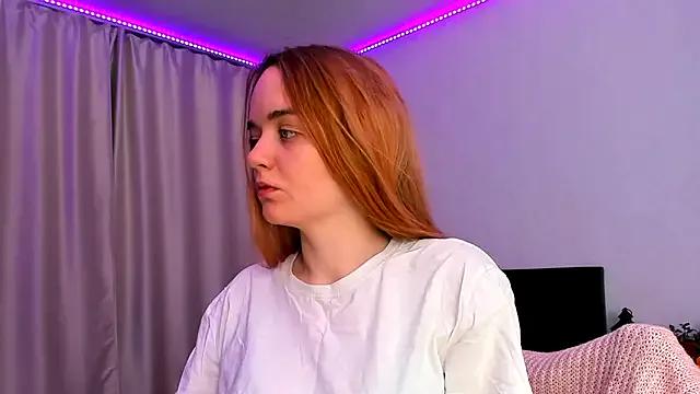 JanetShy — Squeeze my ass+ spank me