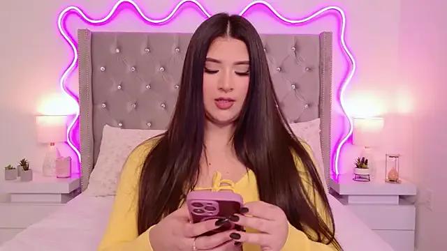 Freechat JuliaSUMMERS2022 on StripChat