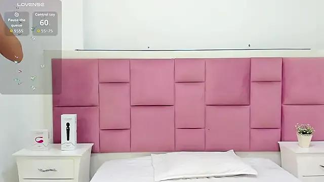 Private kaily_sweet1 on StripChat