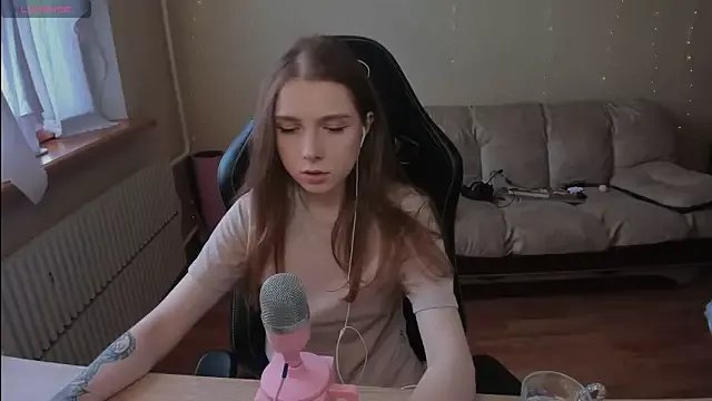 Freechat Kami_kam on StripChat