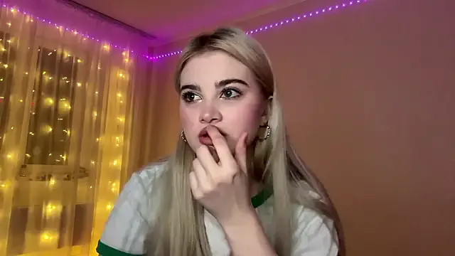 Freechat KariJarecke on StripChat