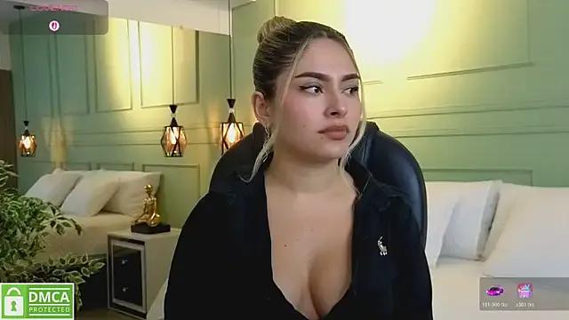 kataliina__ — take off shorts+boobs+1min lush