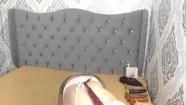 Freechat katheblows on StripChat