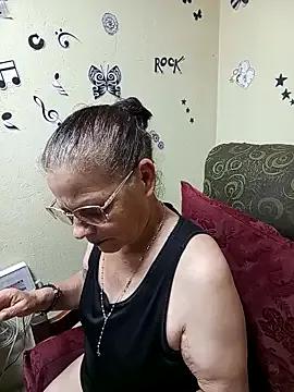 katrina_perez on StripChat