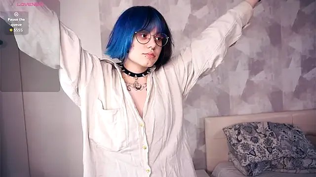 Freechat KellePourier on StripChat