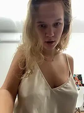 Ketitull — Topless 5 min