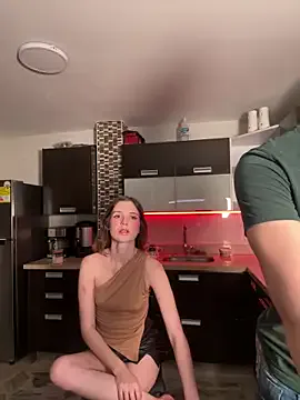 Freechat kevin_hotgirls on StripChat