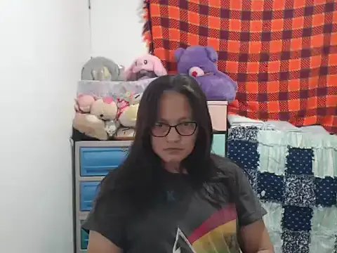 Freechat Kinkybela2025 on StripChat