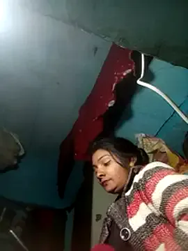 Kiran_bhabi model from StripChat