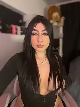 KittyRous on StripChat