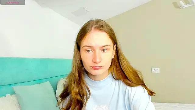 Freechat L1ittle_kitty_ on StripChat