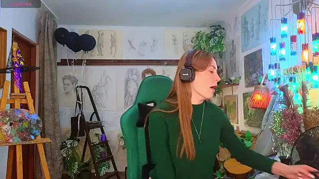 Offline LadyCandis on StripChat