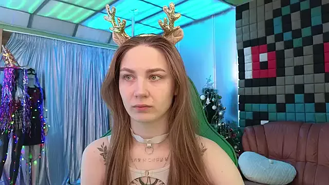 Offline LadyCandis on StripChat