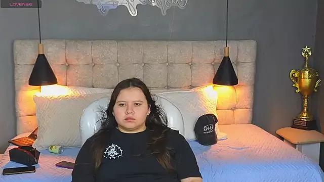 Freechat Laia_and_Aloby on StripChat