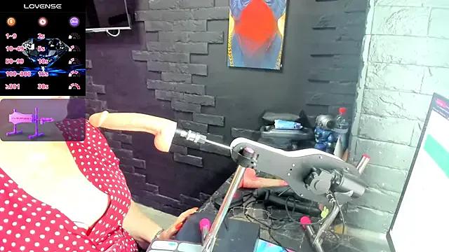 LaylaLayla7 on StripChat