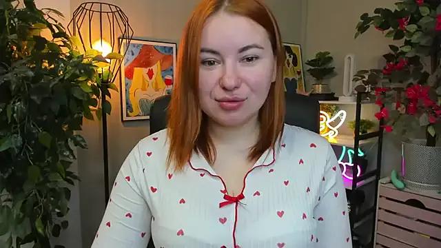 LAYLAxSTAR on StripChat