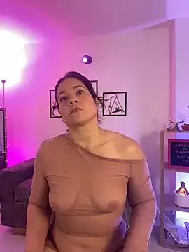 Freechat leiablack on StripChat