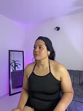 Freechat leiablack on StripChat