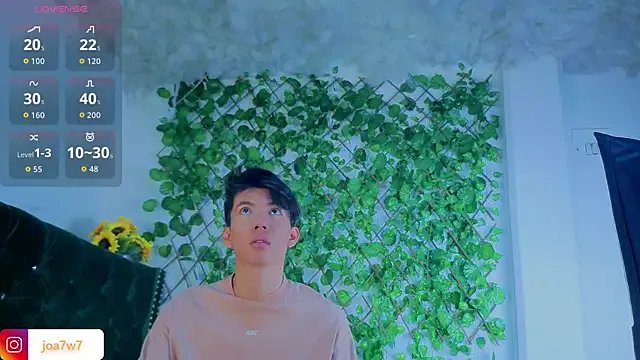 Levii_Ackermann on StripChat