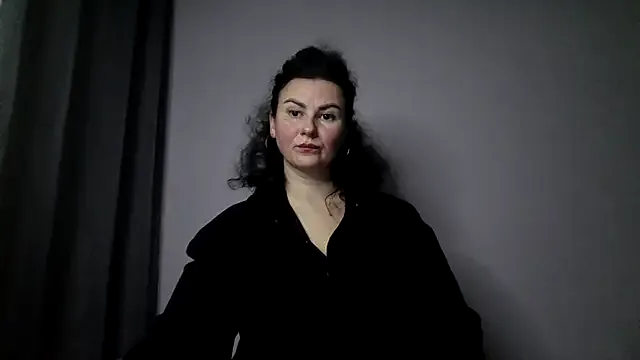 Offline LexiMira254 on StripChat