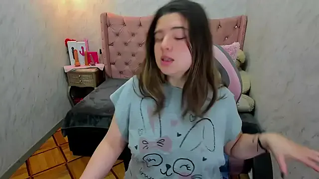 StripChat Lianngrace is Private Lianngrace — Bend me over and tease my pussy