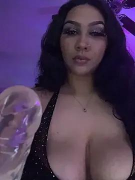 Freechat Lickplayofficial on StripChat