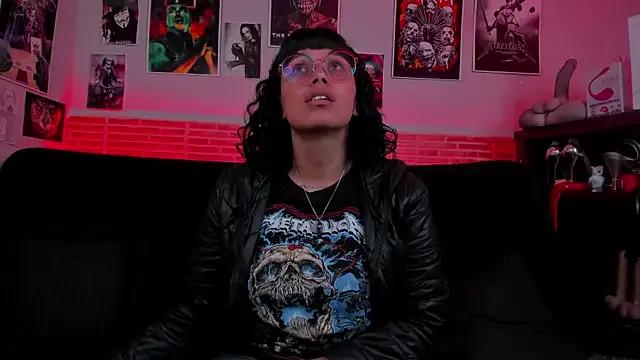 Private lilith-deveraux on StripChat