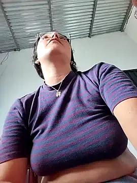 Freechat Lily-o on StripChat