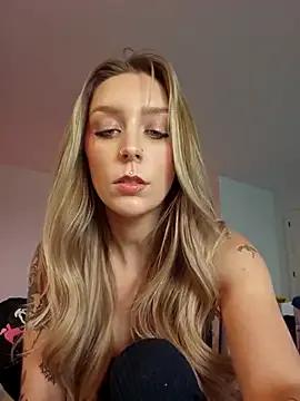 Freechat LilyOrion on StripChat