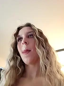 Freechat LilyOrion on StripChat