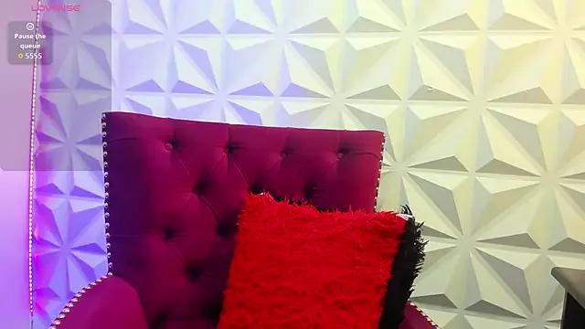 Freechat LilyQueen_cg on StripChat