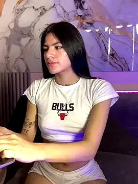 StripChat liss_hot_ is Freechat liss_hot_ — Masturbate With Dildo