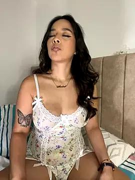 Freechat Little_Amber6 on StripChat