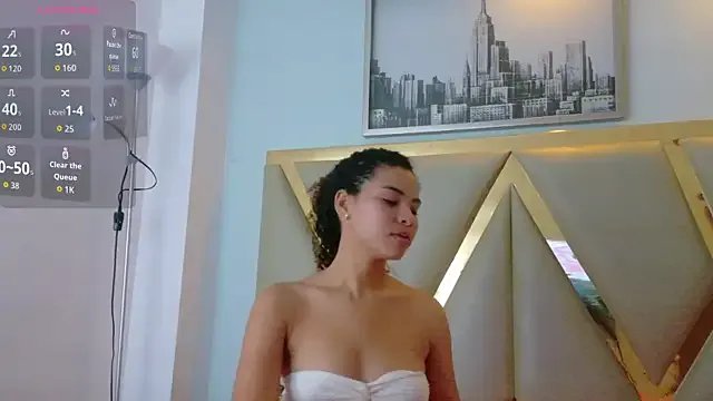 Freechat littleebonny on StripChat