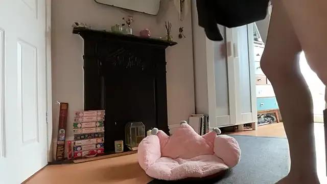 Littlelolo60 on StripChat 