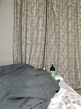 Lola_Hale on StripChat 