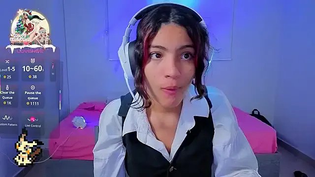 Freechat Lovelyamyy on StripChat