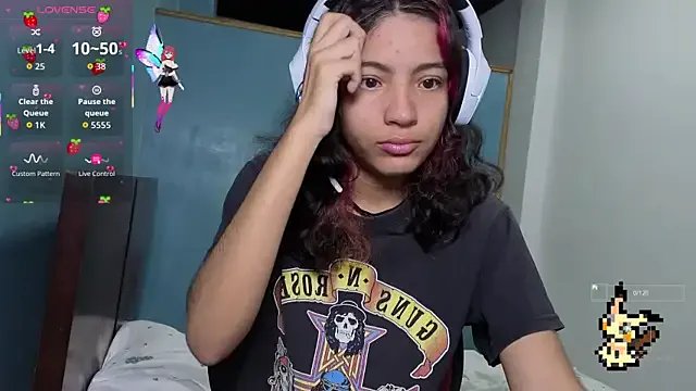 Freechat Lovelyamyy on StripChat