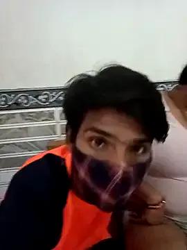 Freechat LoveOnStream on StripChat