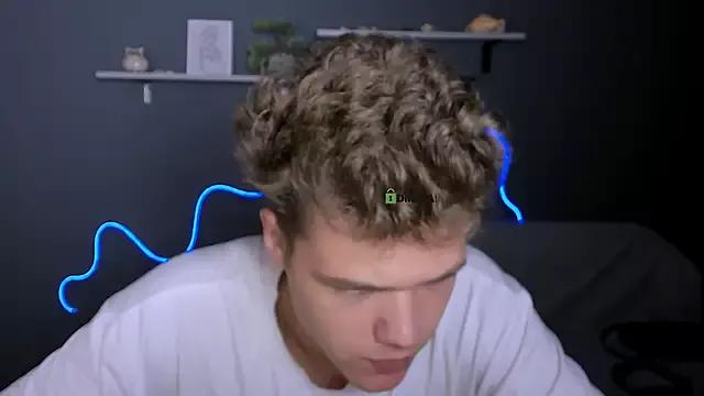 Freechat lucas_long_ on StripChat