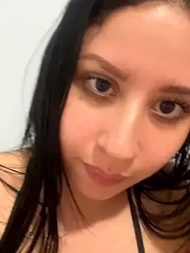 Freechat lucy_grey25 on StripChat