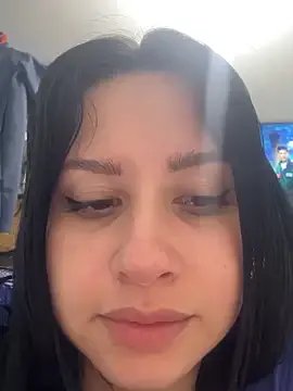 Freechat lucy_grey25 on StripChat