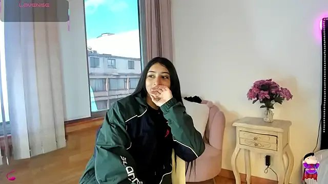 lya__brown on StripChat