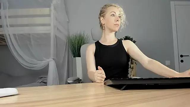 Freechat LylithSkye on StripChat