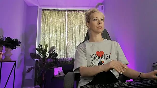 Freechat LylithSkye on StripChat