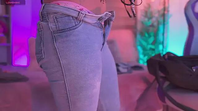 madelyn_rose_ on StripChat