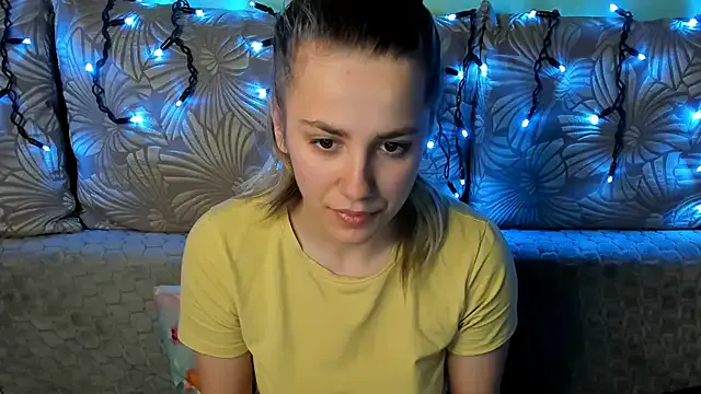 MaggieCake on StripChat